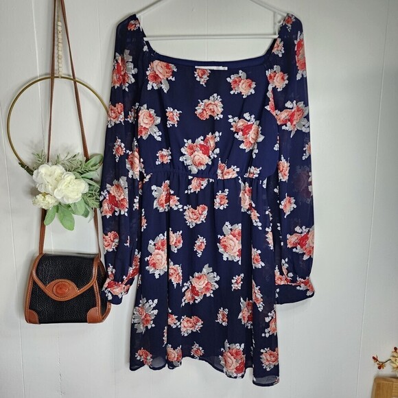 JustFab Navy Floral Mini Dress - Picture 4 of 10